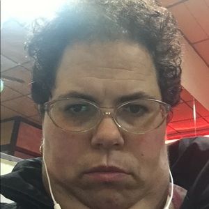 Meet your Posher, Leilani